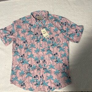2XL Disney shirt no longer sold